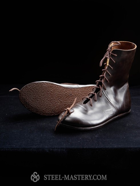 Medieval ankle boots with high lacing, 14th century