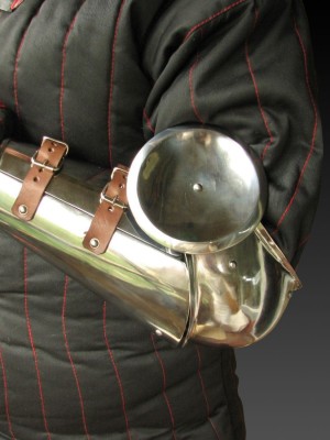 Forearms with elbow caps and round rondels