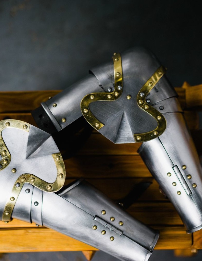 Knightly plate arms of the 14th century with Elbow Caps photo made by Steel-mastery.com
