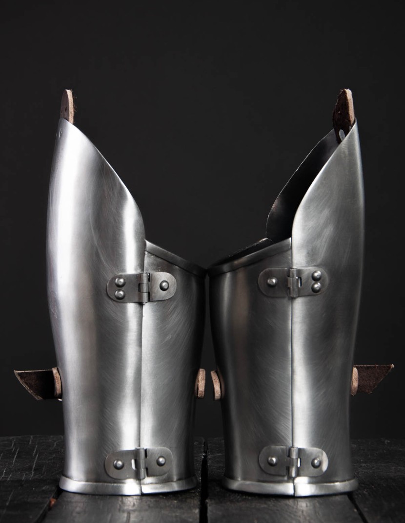 Medieval bracers, 1390-1430 years photo made by Steel-mastery.com