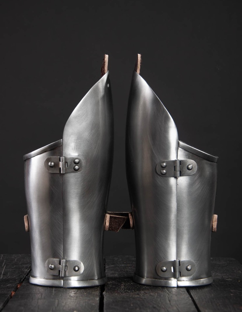 Medieval bracers, 1390-1430 years photo made by Steel-mastery.com