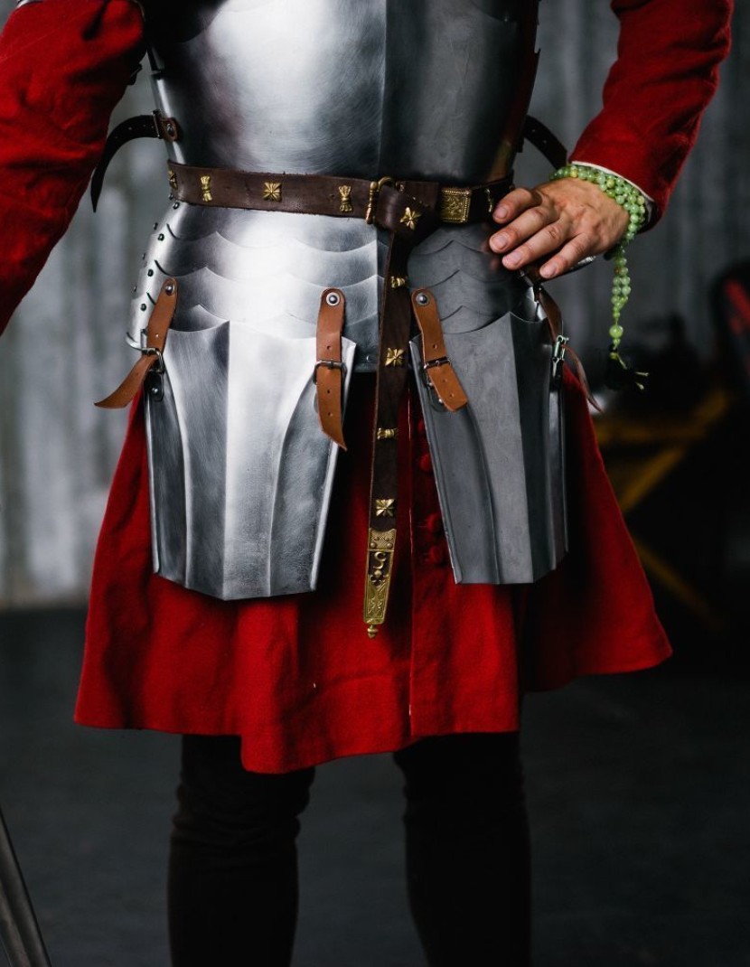 English gothic cuirass - 1483 year photo made by Steel-mastery.com