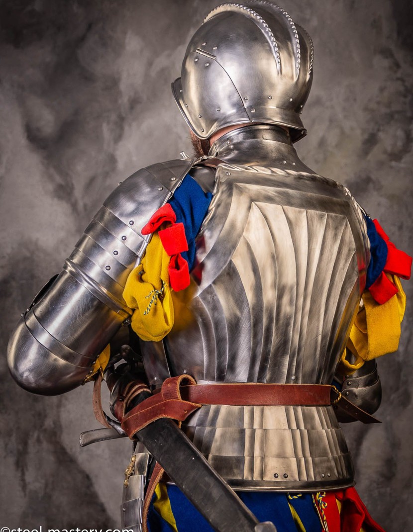 LANDSKNECHT CORRUGATED BREASTPLATE WITH TASSETS, XVI CENTURY photo made by Steel-mastery.com