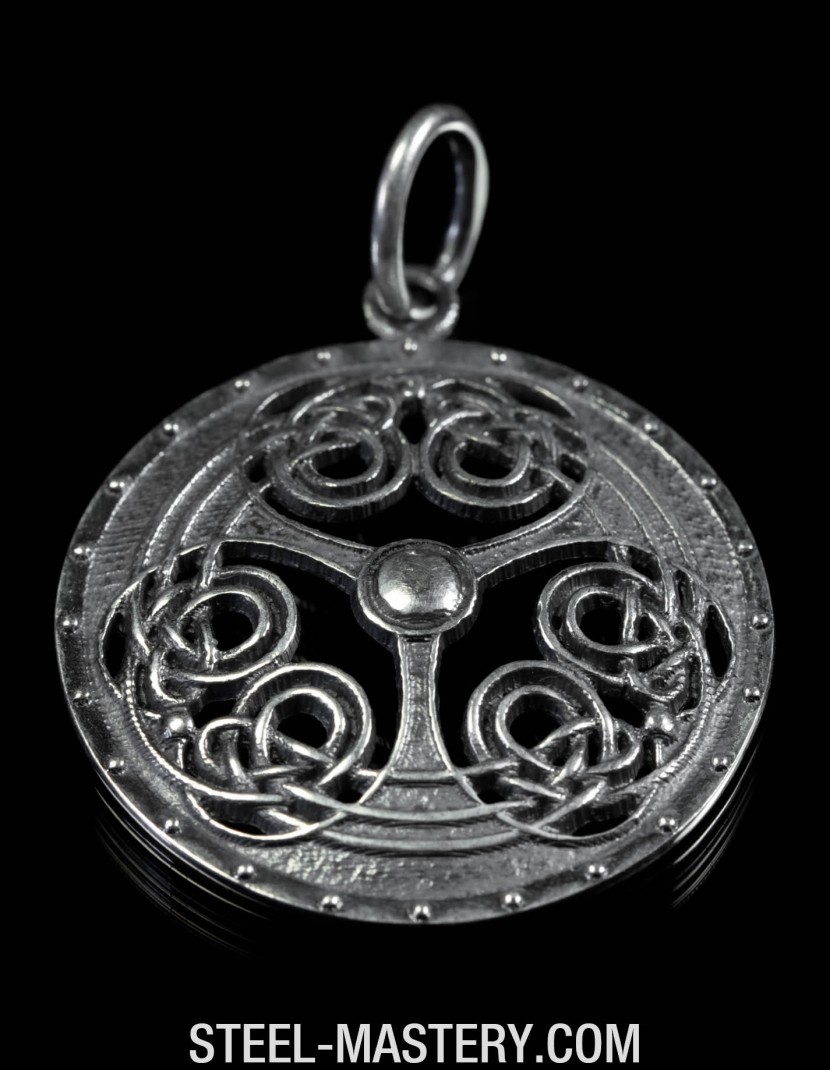 Triskelion pendant photo made by Steel-mastery.com