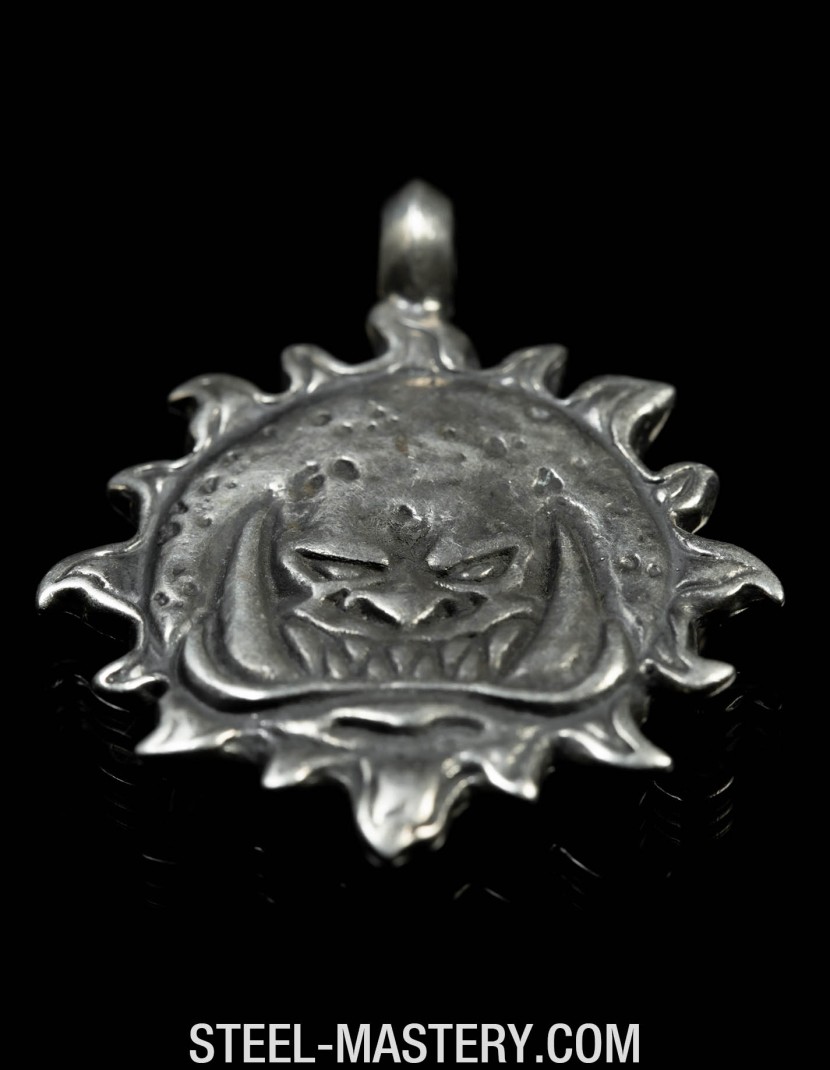 Burning Sun pendant photo made by Steel-mastery.com