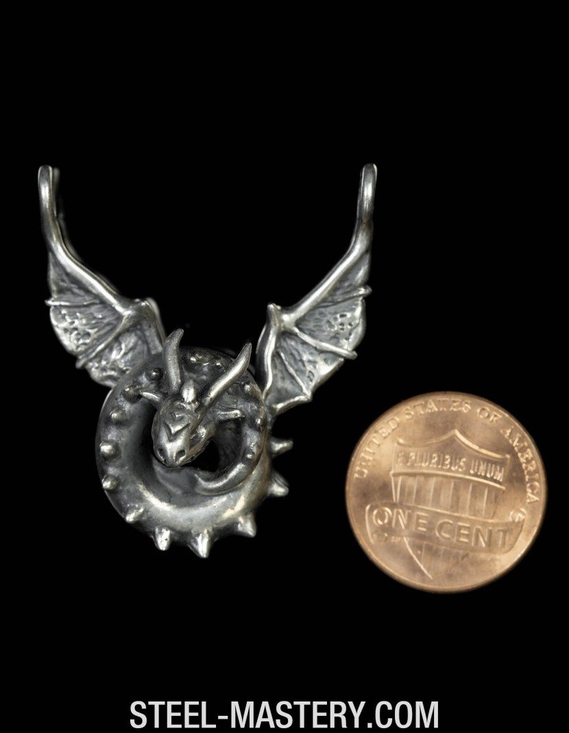 Sterling silver wyvern dragon pendant photo made by Steel-mastery.com