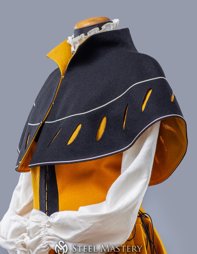 Landsknecht pelerine with cuts photo made by Steel-mastery.com
