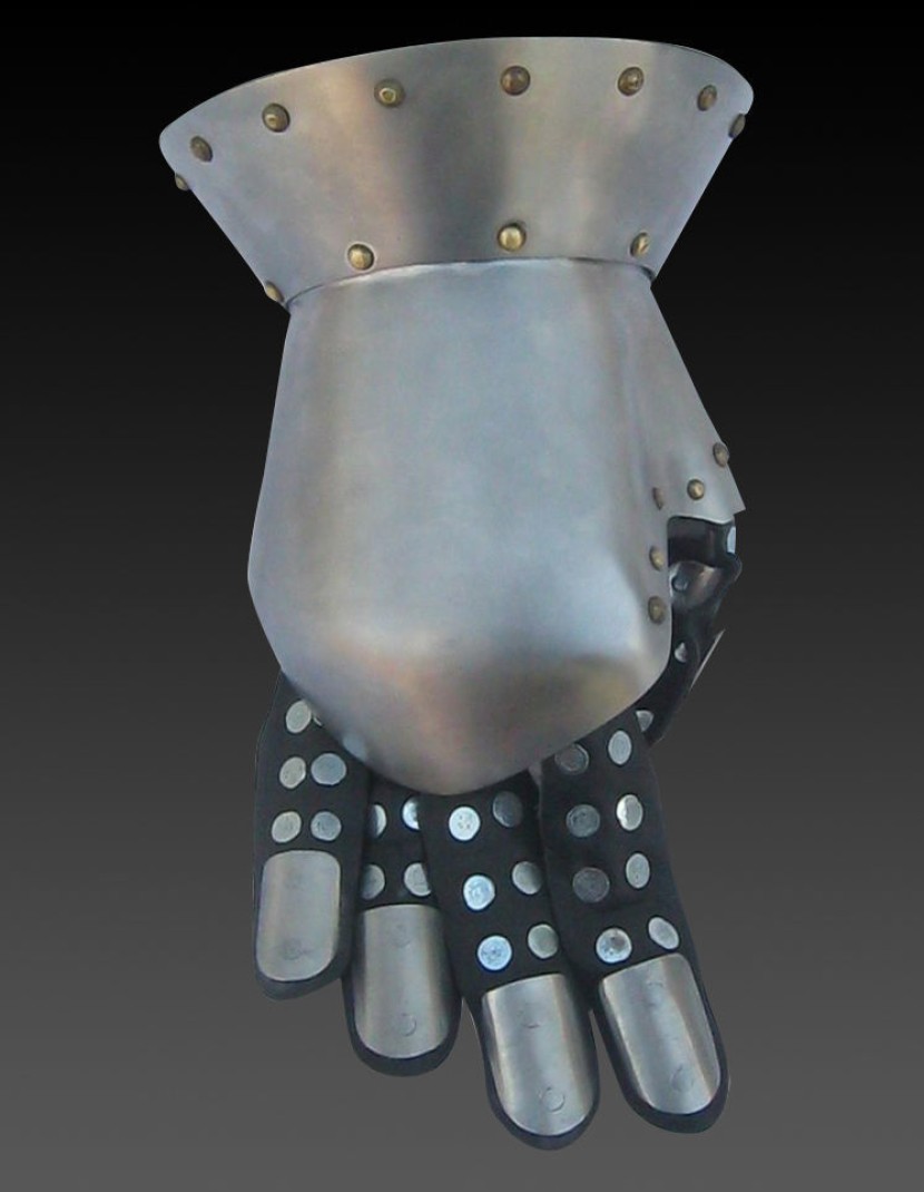 Milan Gloves 1370-1450 photo made by Steel-mastery.com