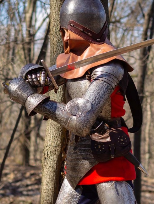 KNIGHT’S BLACKENED PLATE GLOVES, XIV-XV CENTURY