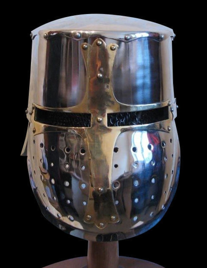 Later faceguard Great Helm photo made by Steel-mastery.com