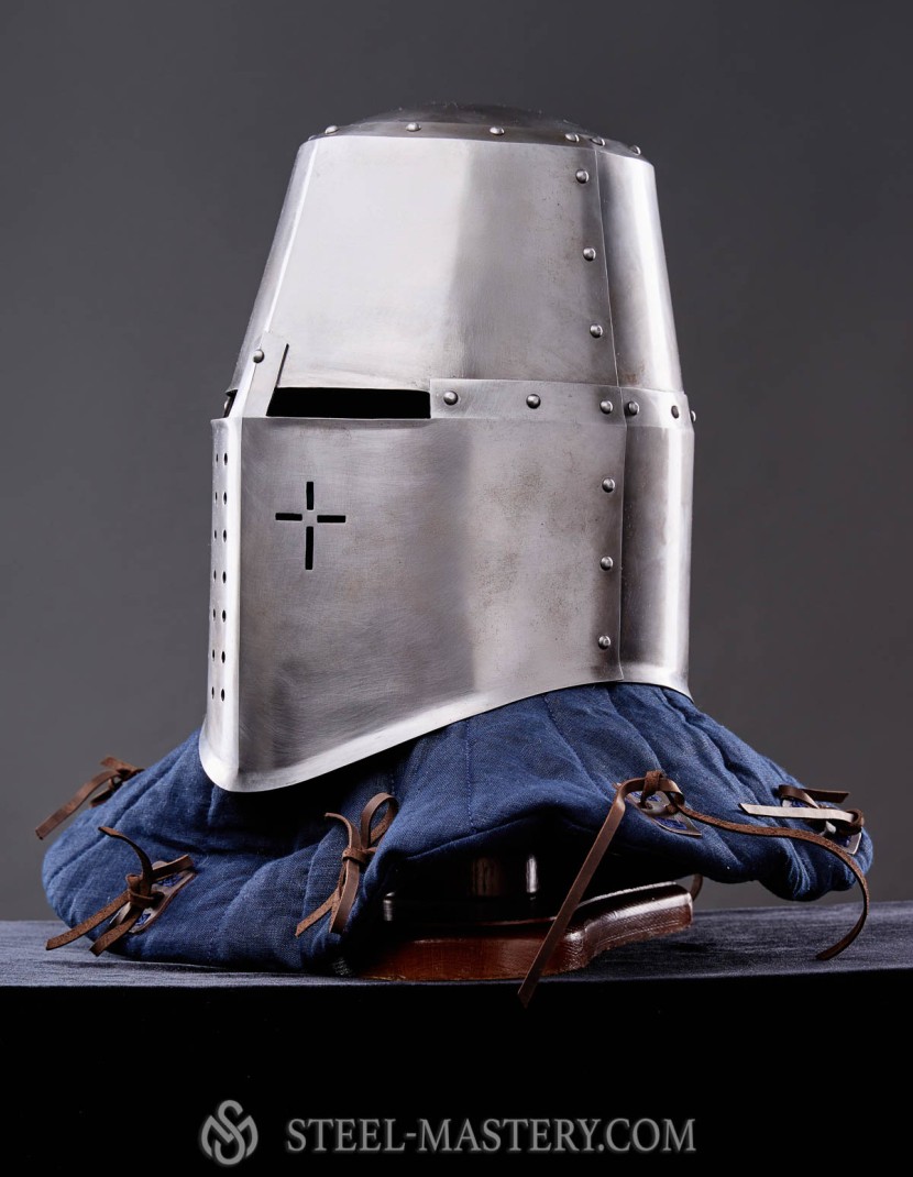 Great Helm photo made by Steel-mastery.com