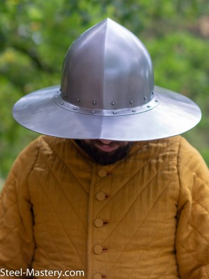 Chapel-de-fer helmet