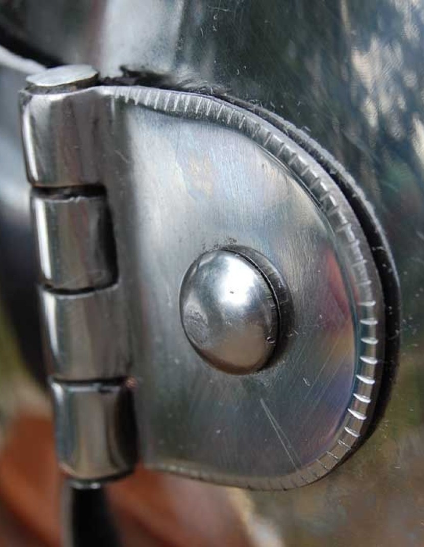 The Italian top pointed bascinet 15ct photo made by Steel-mastery.com