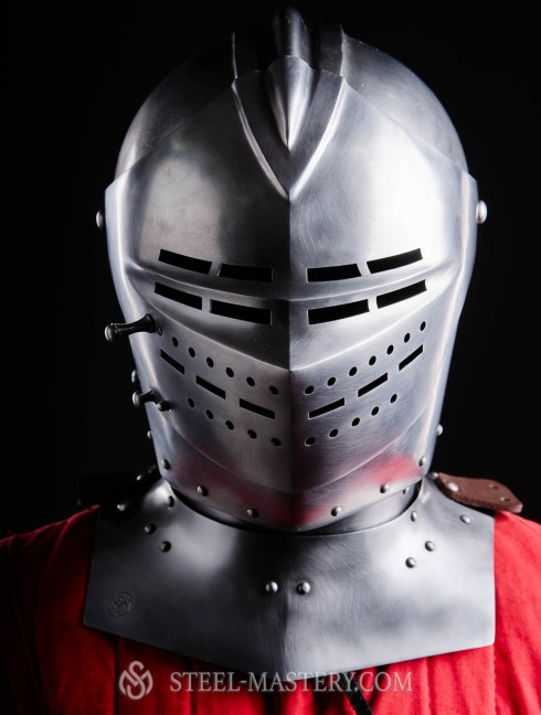 Armet closed helmet 16th century