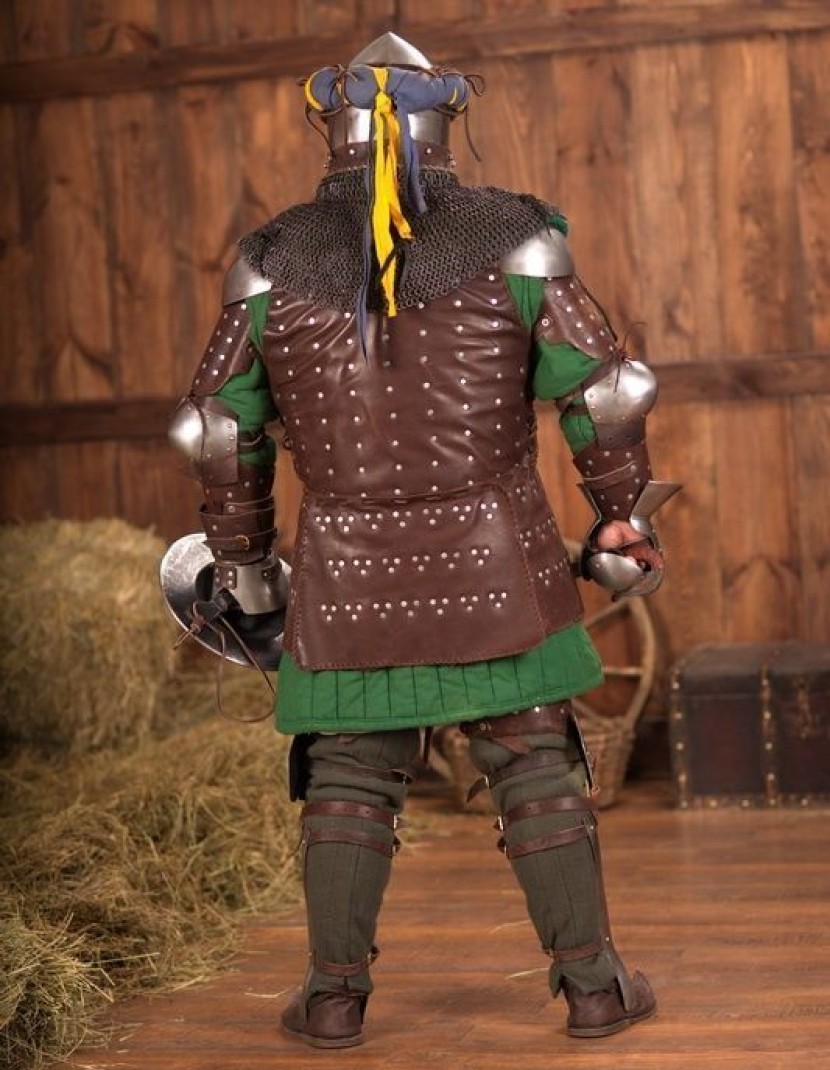 Helmet bascinet with Wolf ribs visor photo made by Steel-mastery.com