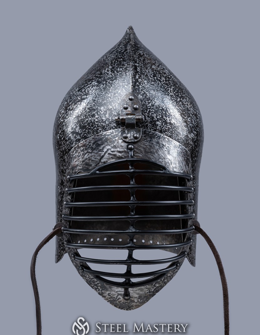 Bascinet hounskull, early XV century photo made by Steel-mastery.com