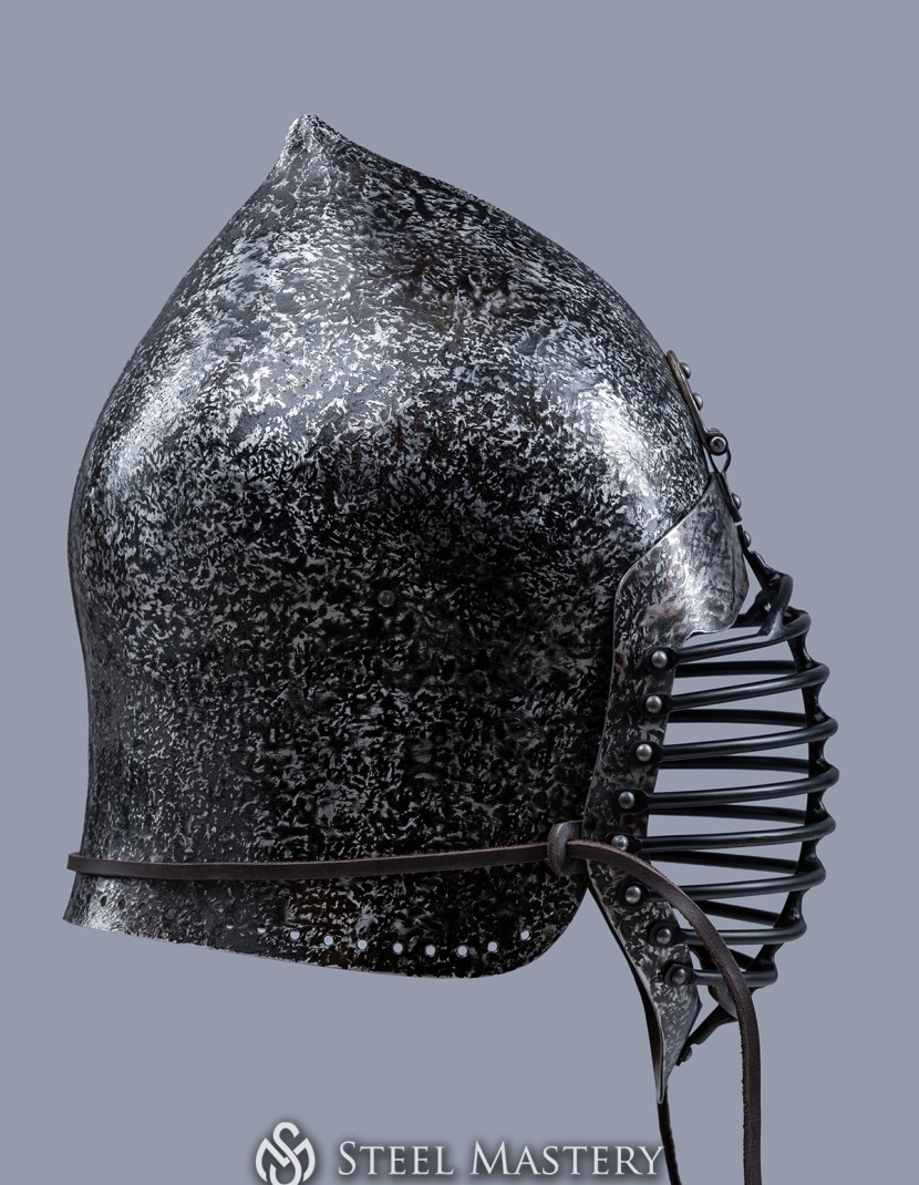 Bascinet hounskull, early XV century photo made by Steel-mastery.com