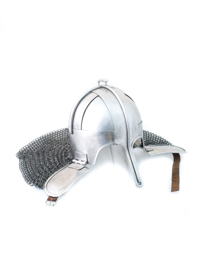 The Wollaston (Pioneer) Helmet of the 7th century photo made by Steel-mastery.com