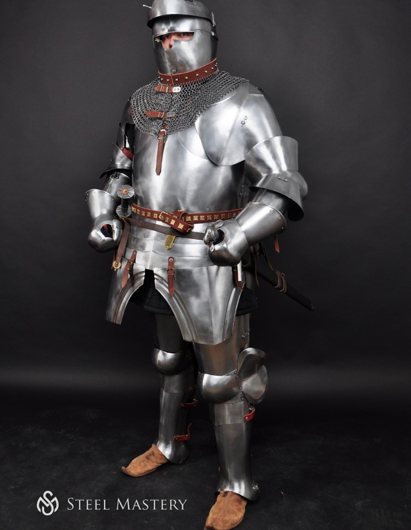 Milan-style plate legs with knee caps 1450-1485 years, a part of "Avant Armour" photo made by Steel-mastery.com