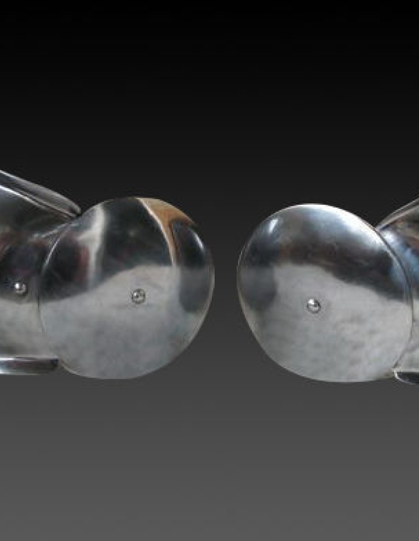 Knee cap with plain rondel photo made by Steel-mastery.com