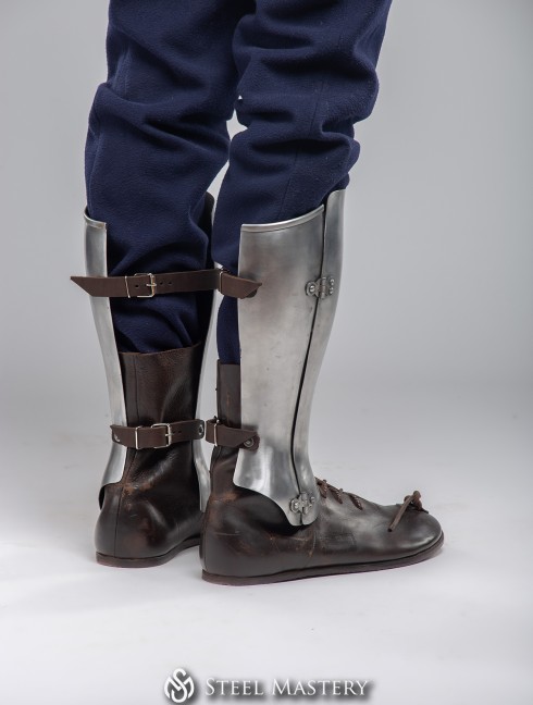 Three quarters greaves, XV century