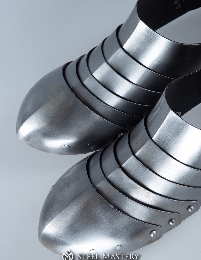 Milanese blunt toe sabatons, 1450-1485 years photo made by Steel-mastery.com