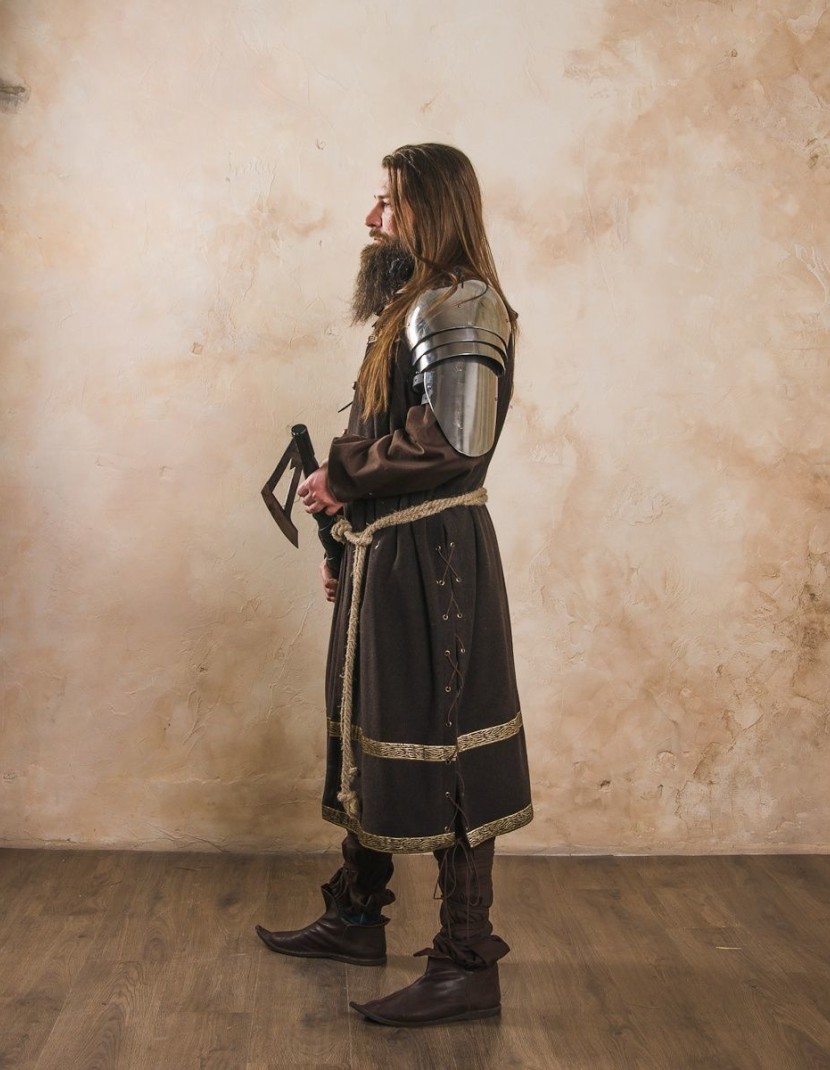 Spaulders, a part of fantasy-style costume  photo made by Steel-mastery.com