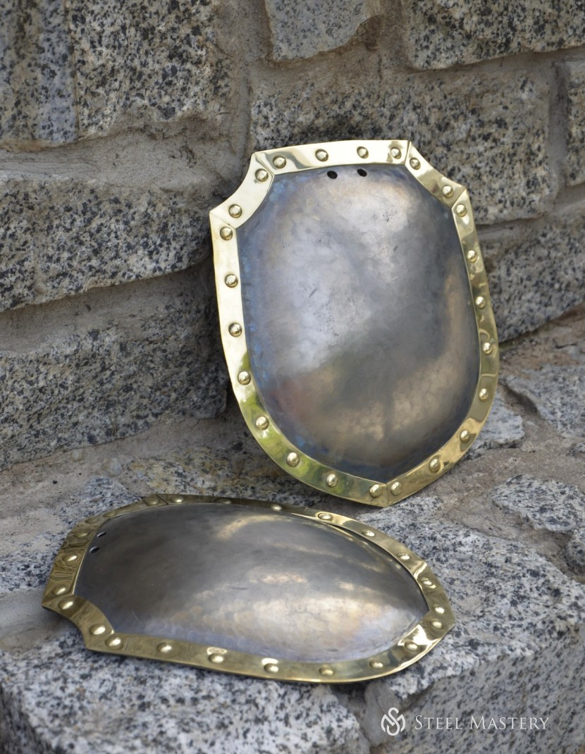 Leaf shoulders  photo made by Steel-mastery.com