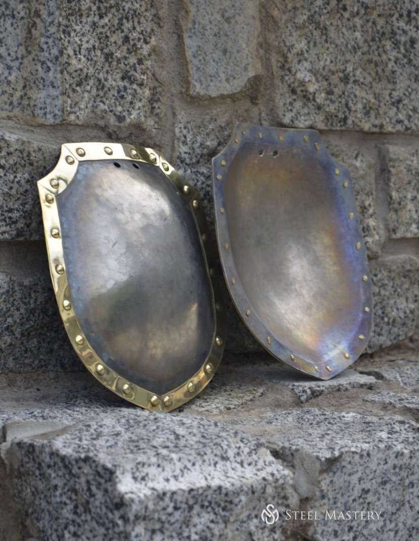 Leaf shoulders  photo made by Steel-mastery.com