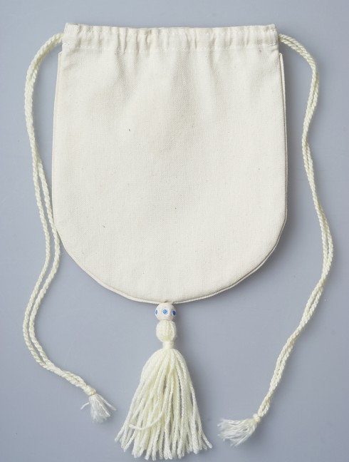 Medieval handbag with 
