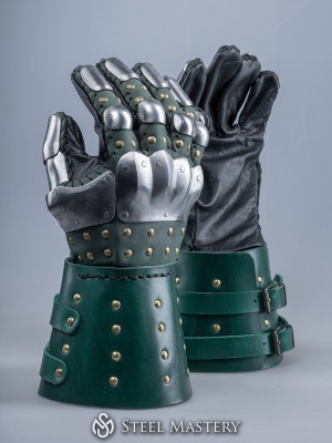 Visby brigandine gauntlets