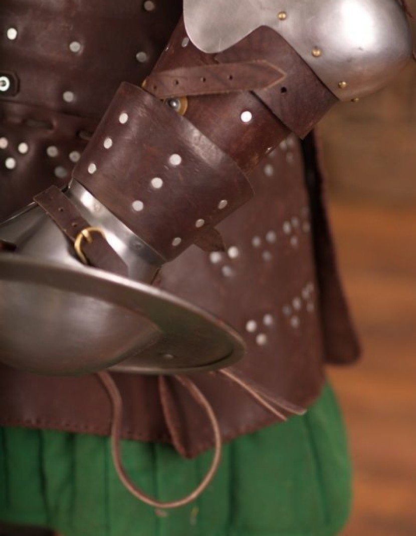 Brigandine mitten (for buckler) photo made by Steel-mastery.com