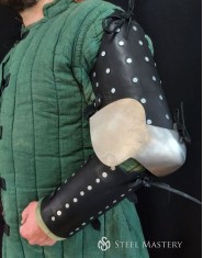 Brigandine arms of the XV century