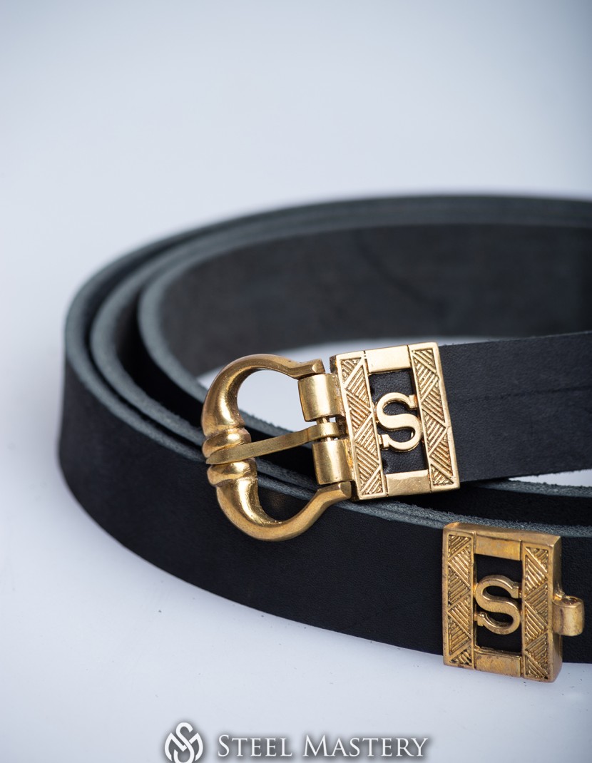 "S" Medieval belt photo made by Steel-mastery.com