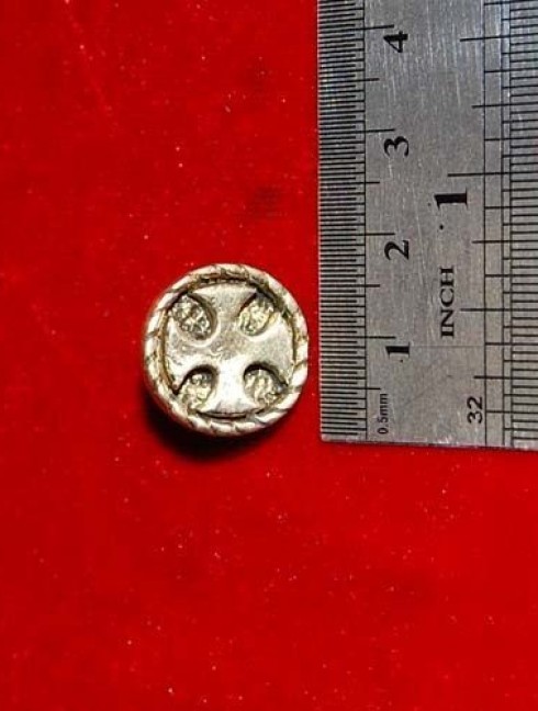 Cast bronze rivets
