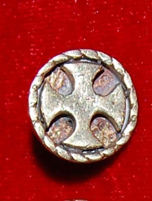 Cast bronze rivets
