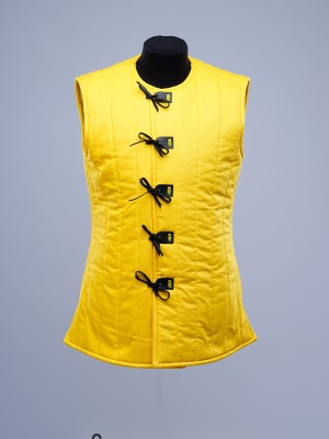 Sleeveless gambeson