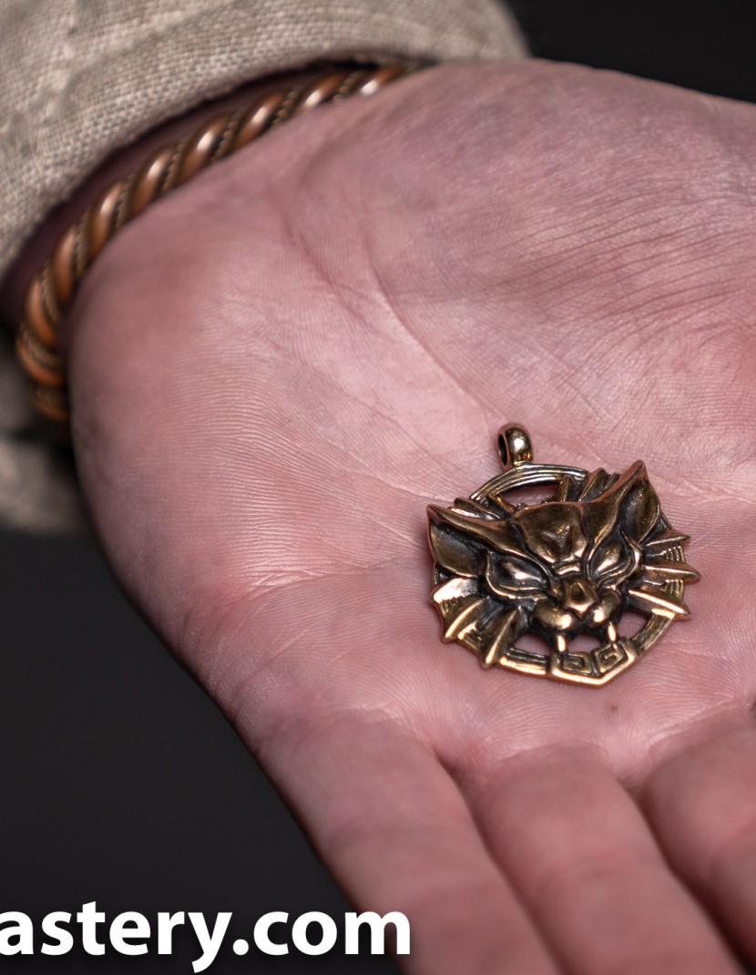 Cat-head Witcher' pendant photo made by Steel-mastery.com