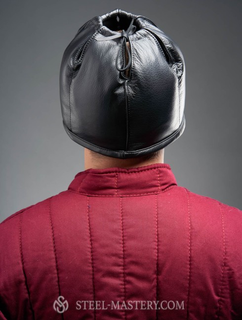 Leather liner for norman, spangen or conic helmet