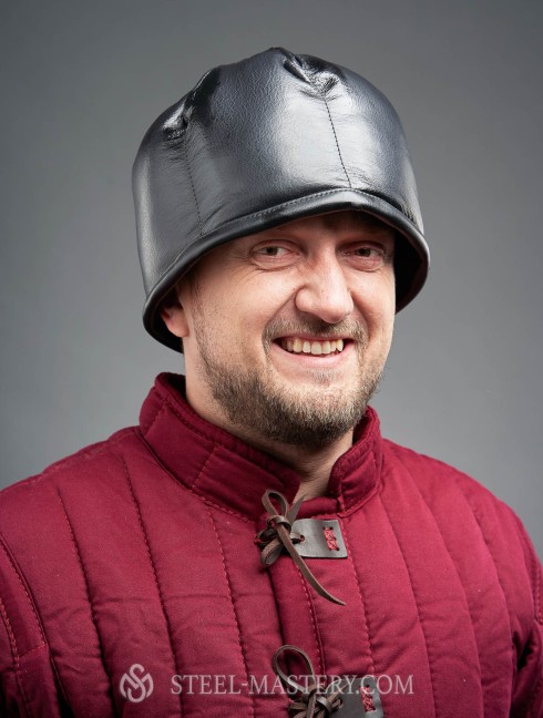 Leather liner for norman, spangen or conic helmet