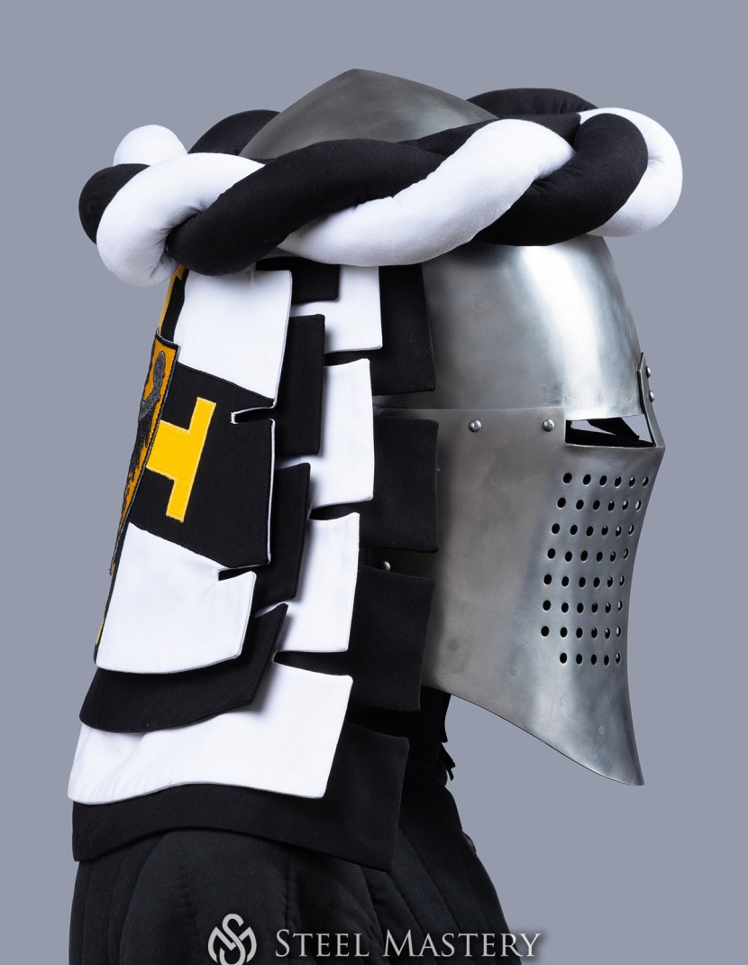 Teutonic Helmet Torse with Mantle photo made by Steel-mastery.com