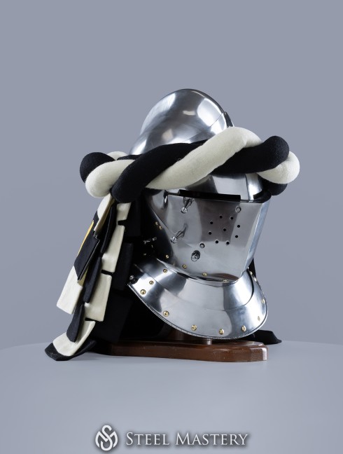 Torse de Casque Teutonique avec Lambrequins