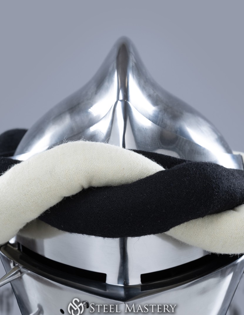 Teutonic Helmet Torse with Mantle photo made by Steel-mastery.com
