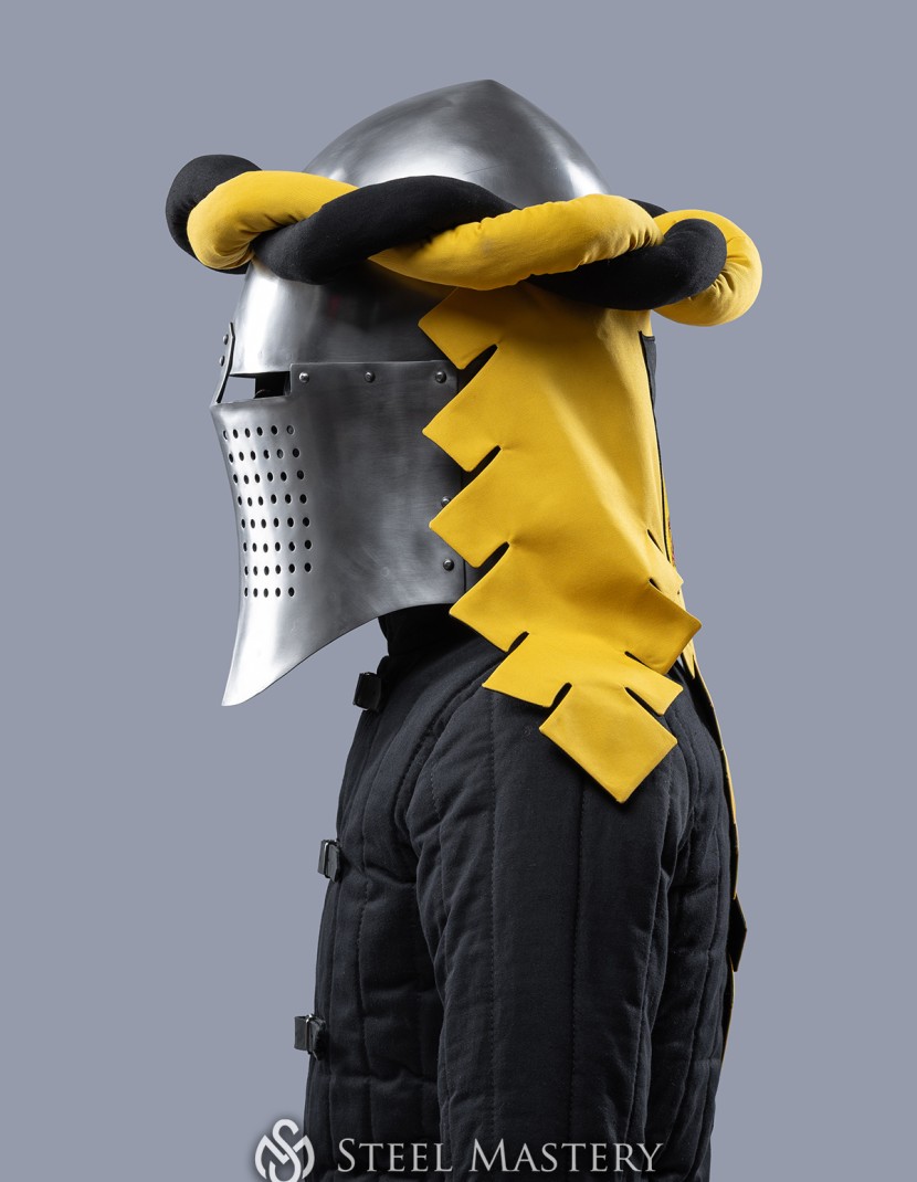 Medieval Twisted Torse with Tailed Mantle photo made by Steel-mastery.com