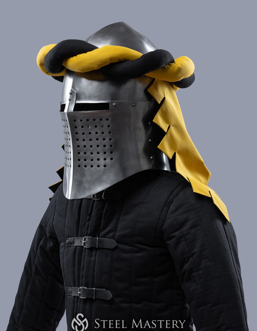 Medieval Twisted Torse with Tailed Mantle photo made by Steel-mastery.com