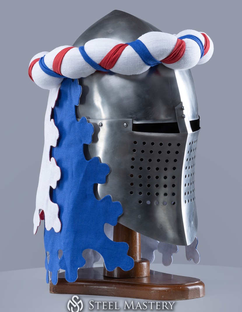Heraldic Torse & Leaf-Cut Mantling photo made by Steel-mastery.com