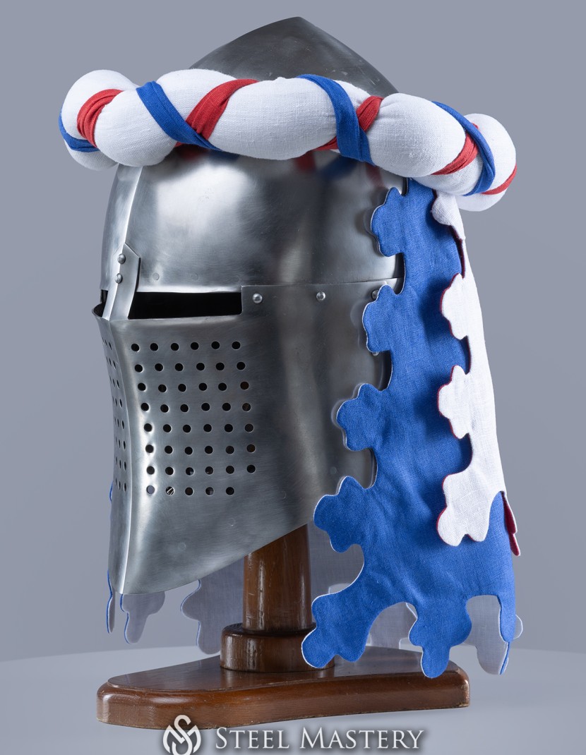 Heraldic Torse & Leaf-Cut Mantling photo made by Steel-mastery.com