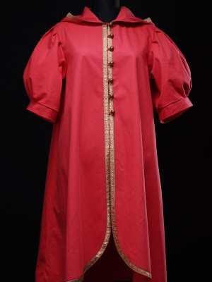 Coat with the hood and puffed sleeves