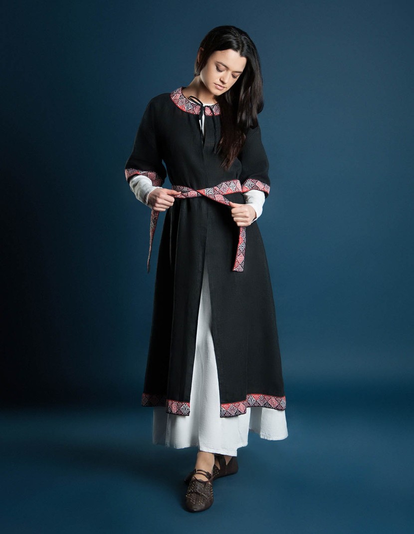 Coat with short sleeves photo made by Steel-mastery.com