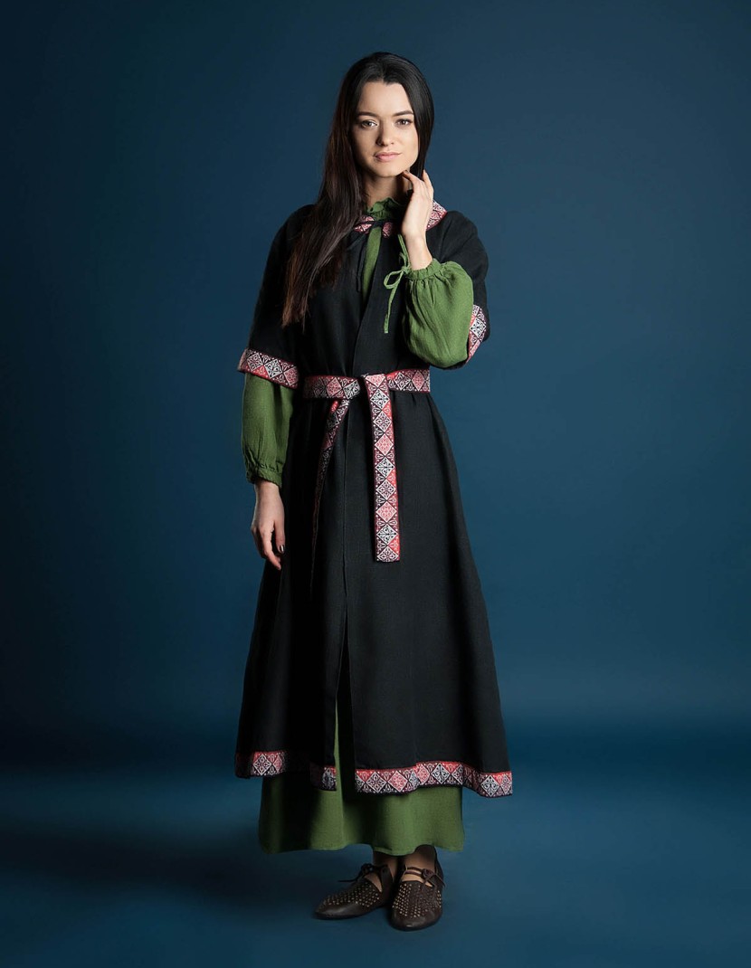 Coat with short sleeves photo made by Steel-mastery.com